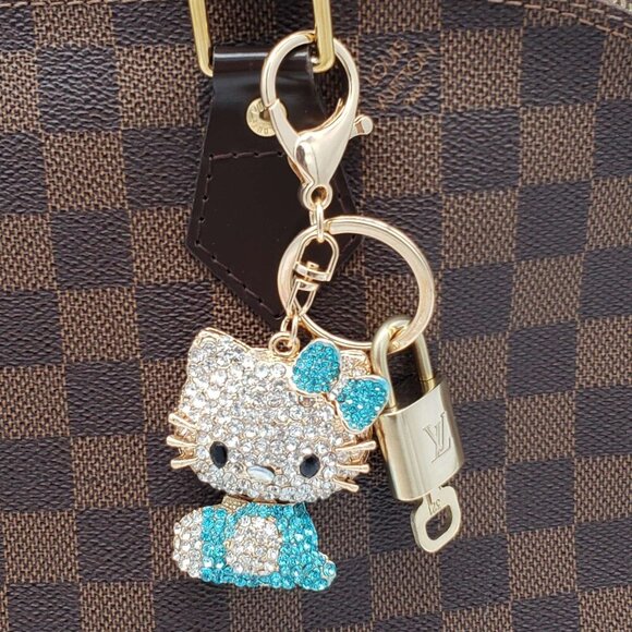 100% Auth Louis Vuitton Lock & Key with unbranded Bagcharm, Keycharm, Keychain - Picture 8 of 8